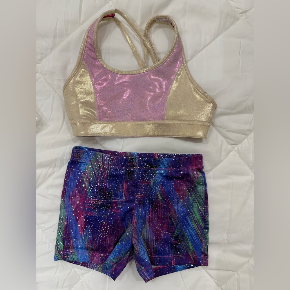 Danskin shorts/Justice reversible sports bra Activewear bundle